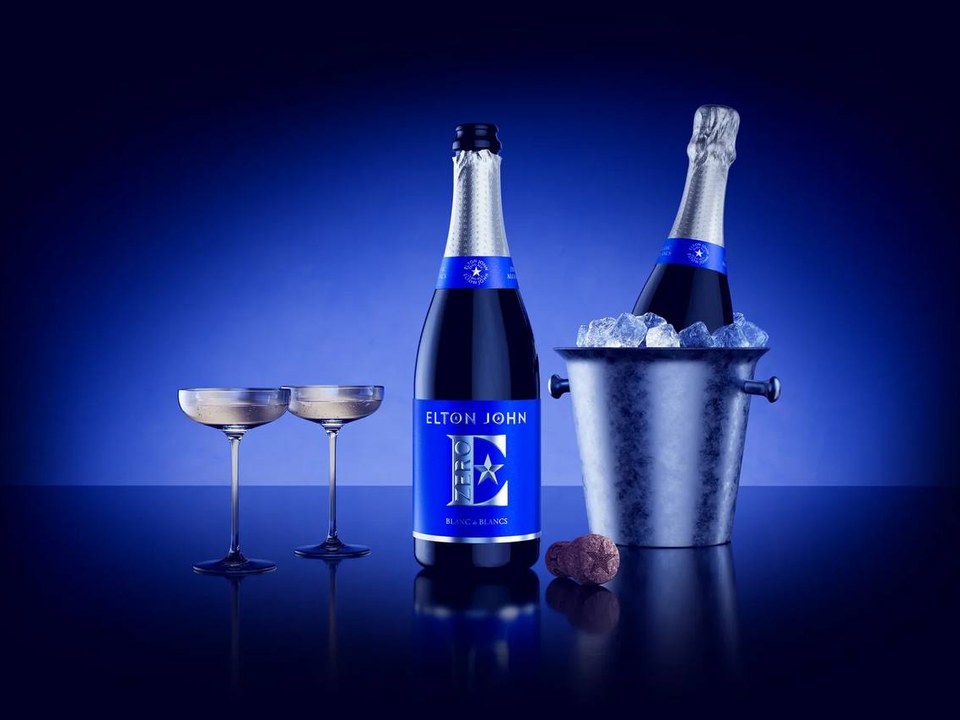 Elton John Zero bouteille et verres