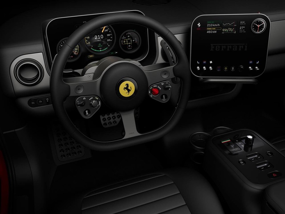 Ferrari Luce 2026 intérieur