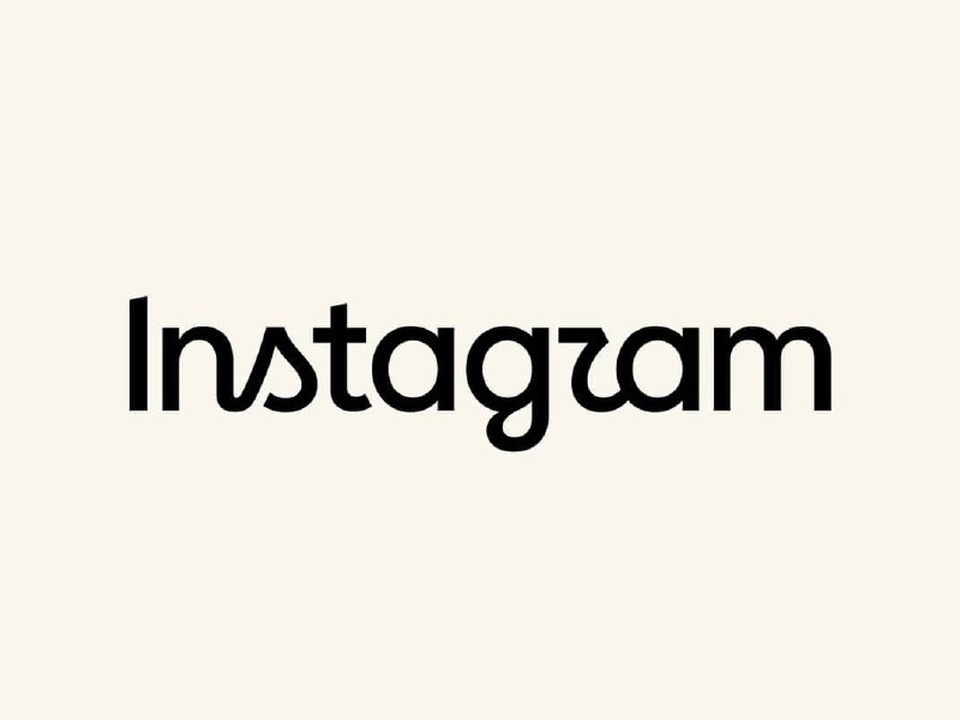Nouveau logo Instagram noir et blanc